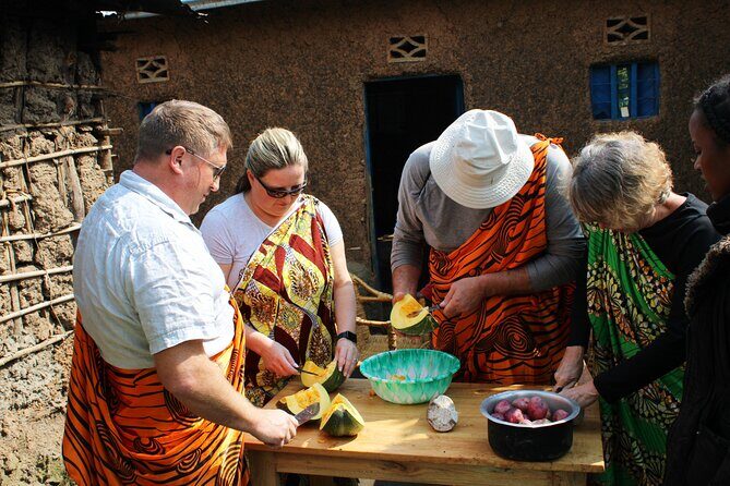 Home staying experience - Meals with the family: lunch, dinner, and breakfast included