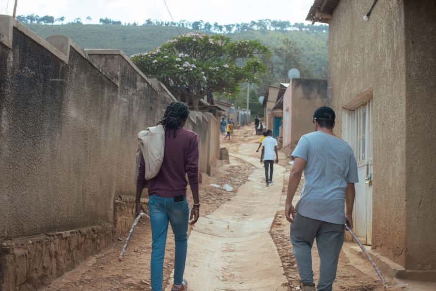 Kigali: Gatsata Village Storytelling Walk to Mount Jali - Your guide can make or break the day (and the reviews show why)