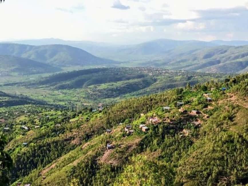 Kigali: Mount Kigali and Cultural Village Tour with Snacks - The Climb Up Mount Kigali: Moderate, With Real-World Breaks