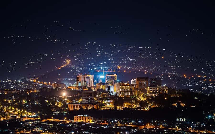 Kigali: Sunset Drinks, Dinner, and Nightlife Tour - Sunset drinks: rooftop views plus a welcome pour