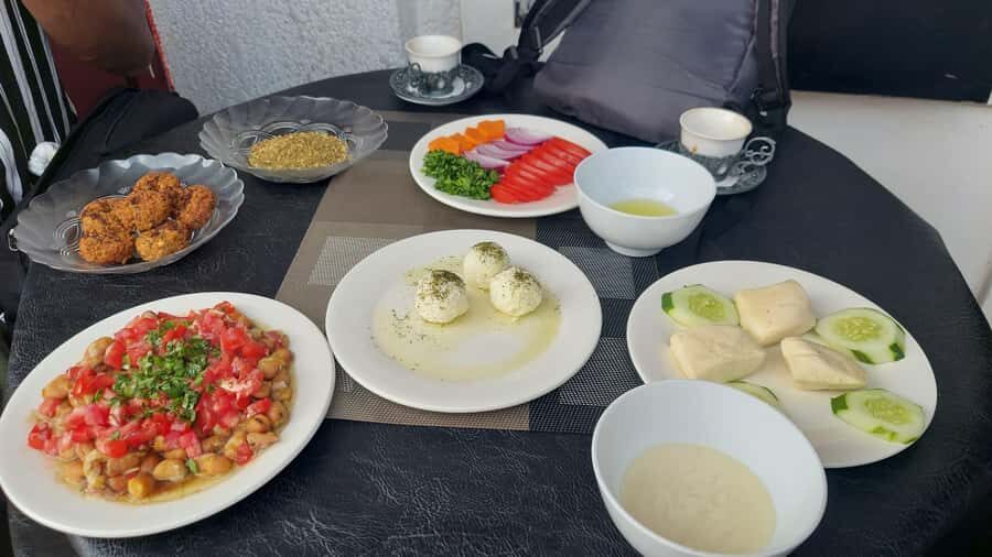 Rwandan and Syrian Food Tour - Your Menu Mix: Rwandan Favorites, Syrian Dishes, and Veg Options